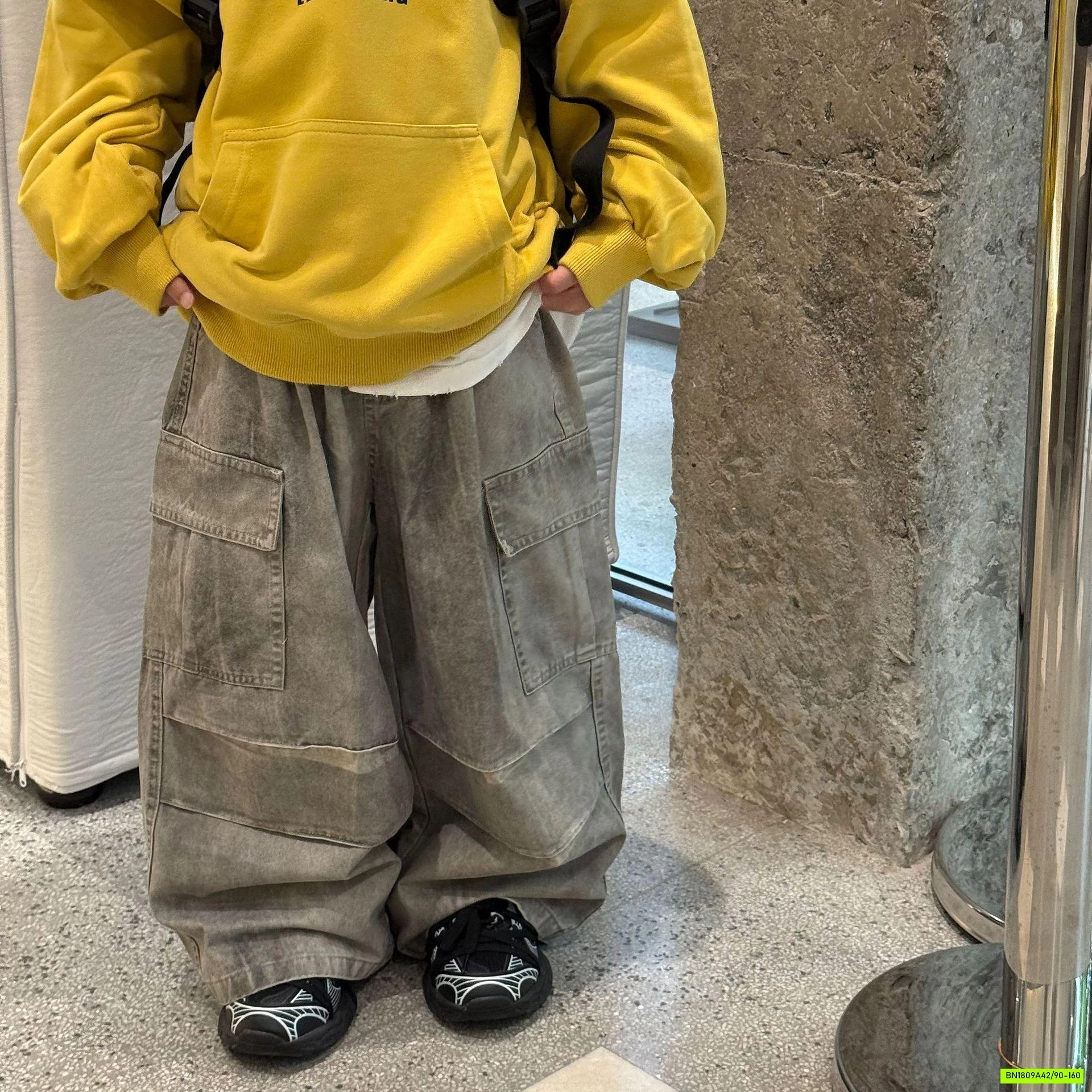 JEANS SUÔNG LOANG MÀU TÚI HỘP