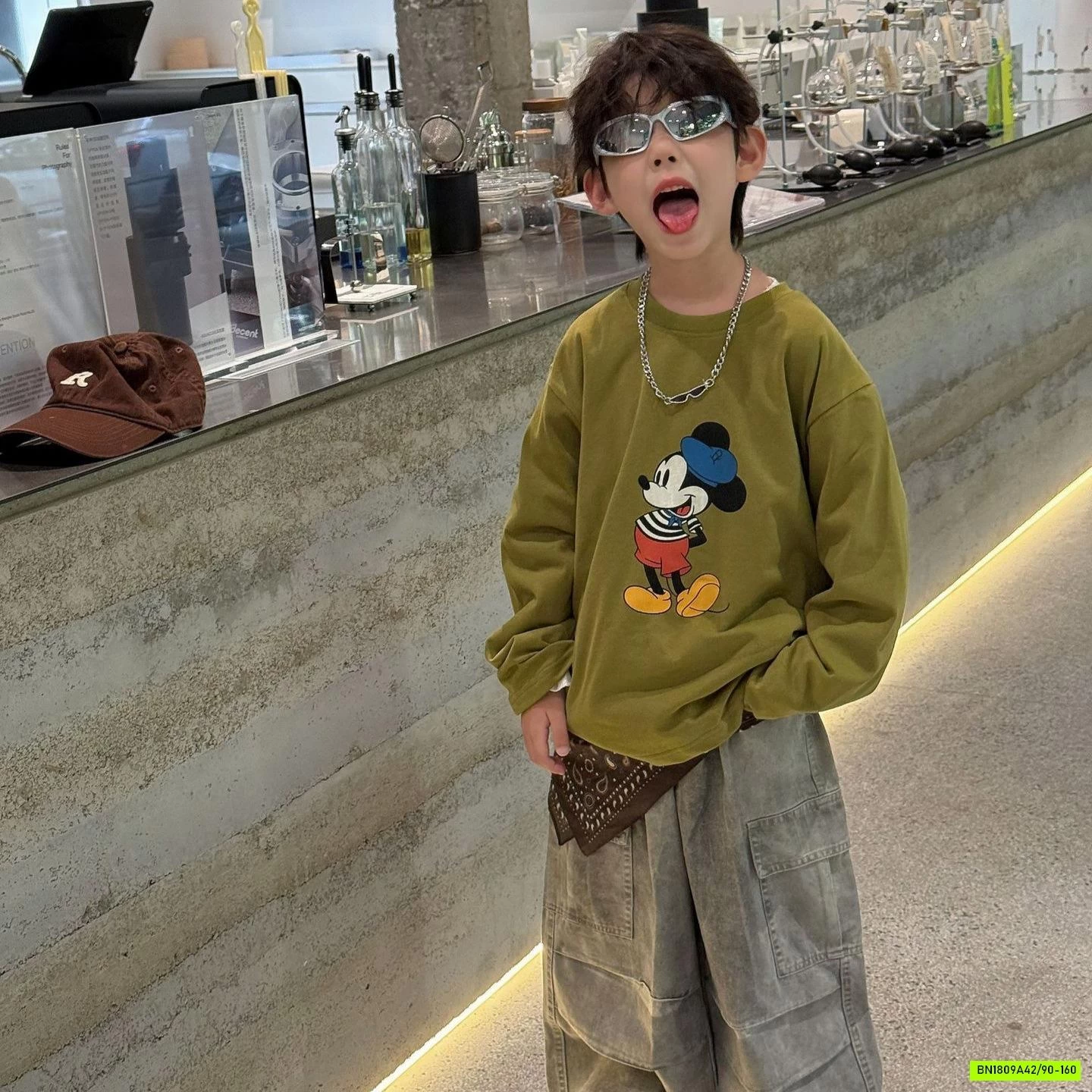 JEANS SUÔNG LOANG MÀU TÚI HỘP