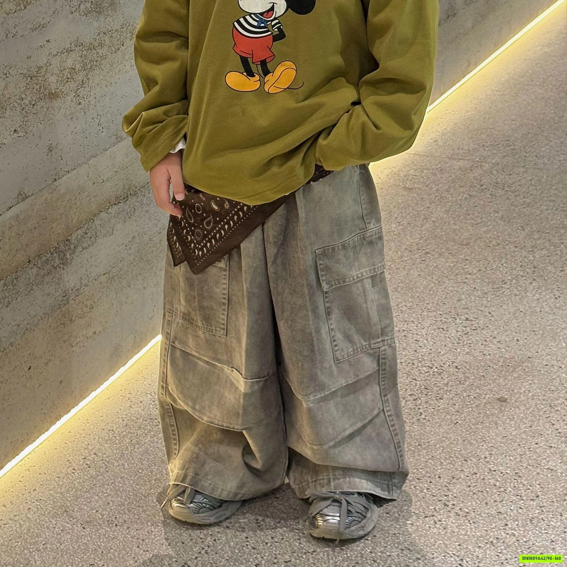 JEANS SUÔNG LOANG MÀU TÚI HỘP