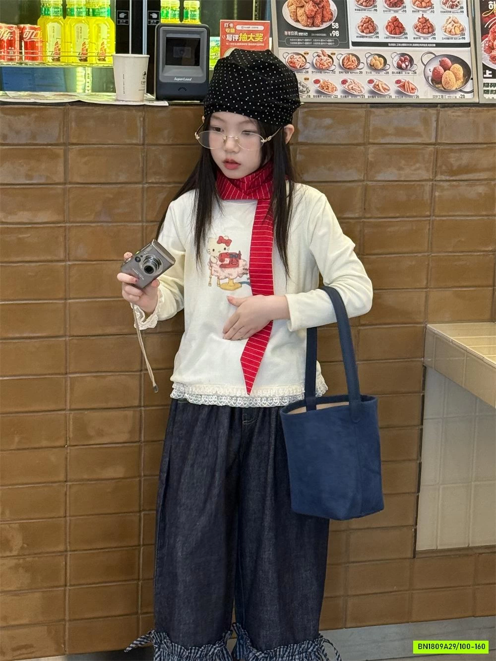 ÁO THUN IN HÌNH VIỀN REN