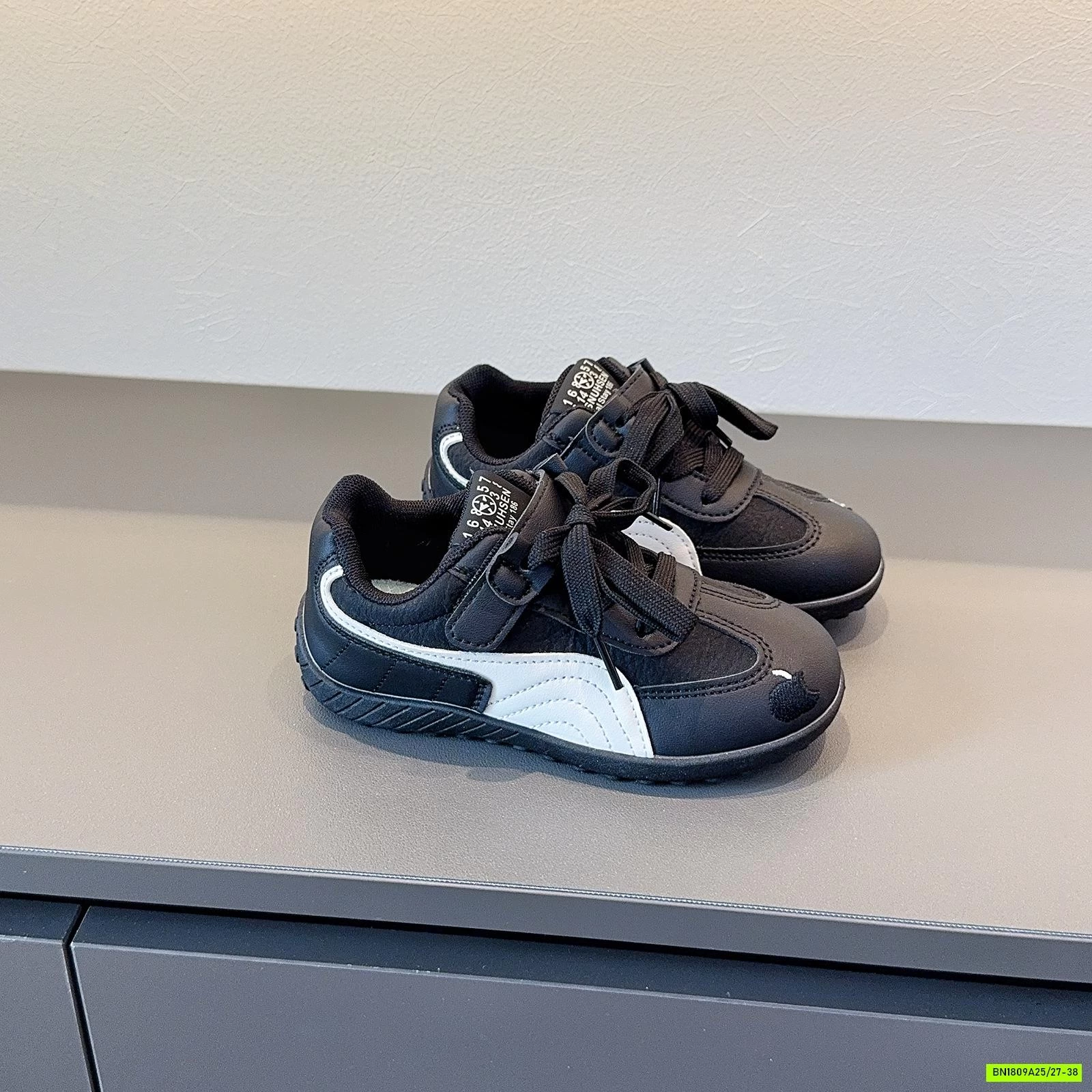 BST GIÀY THỂ THAO PHỐI SỌC CAO CẤP