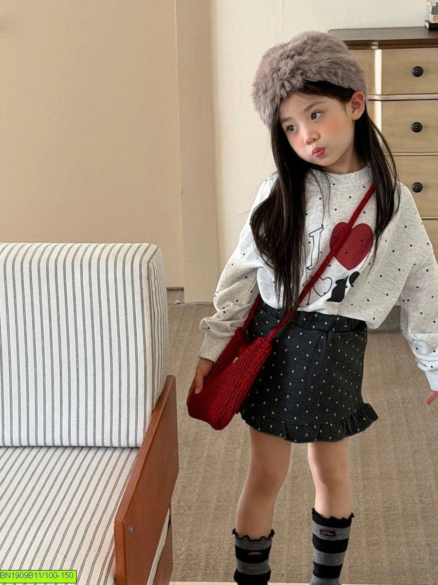 ÁO NỈ CHỮ CHẤM BI YUKID