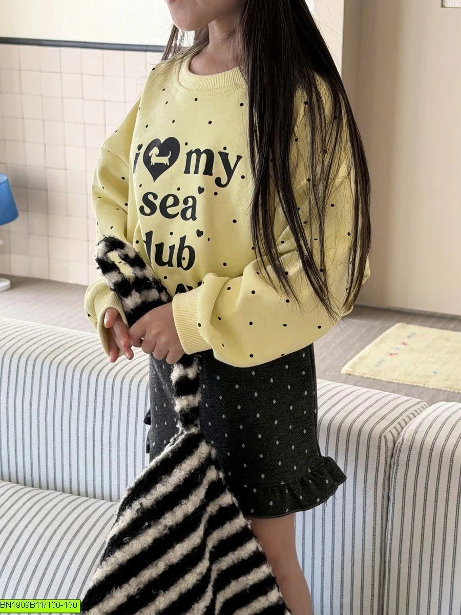 ÁO NỈ CHỮ CHẤM BI YUKID