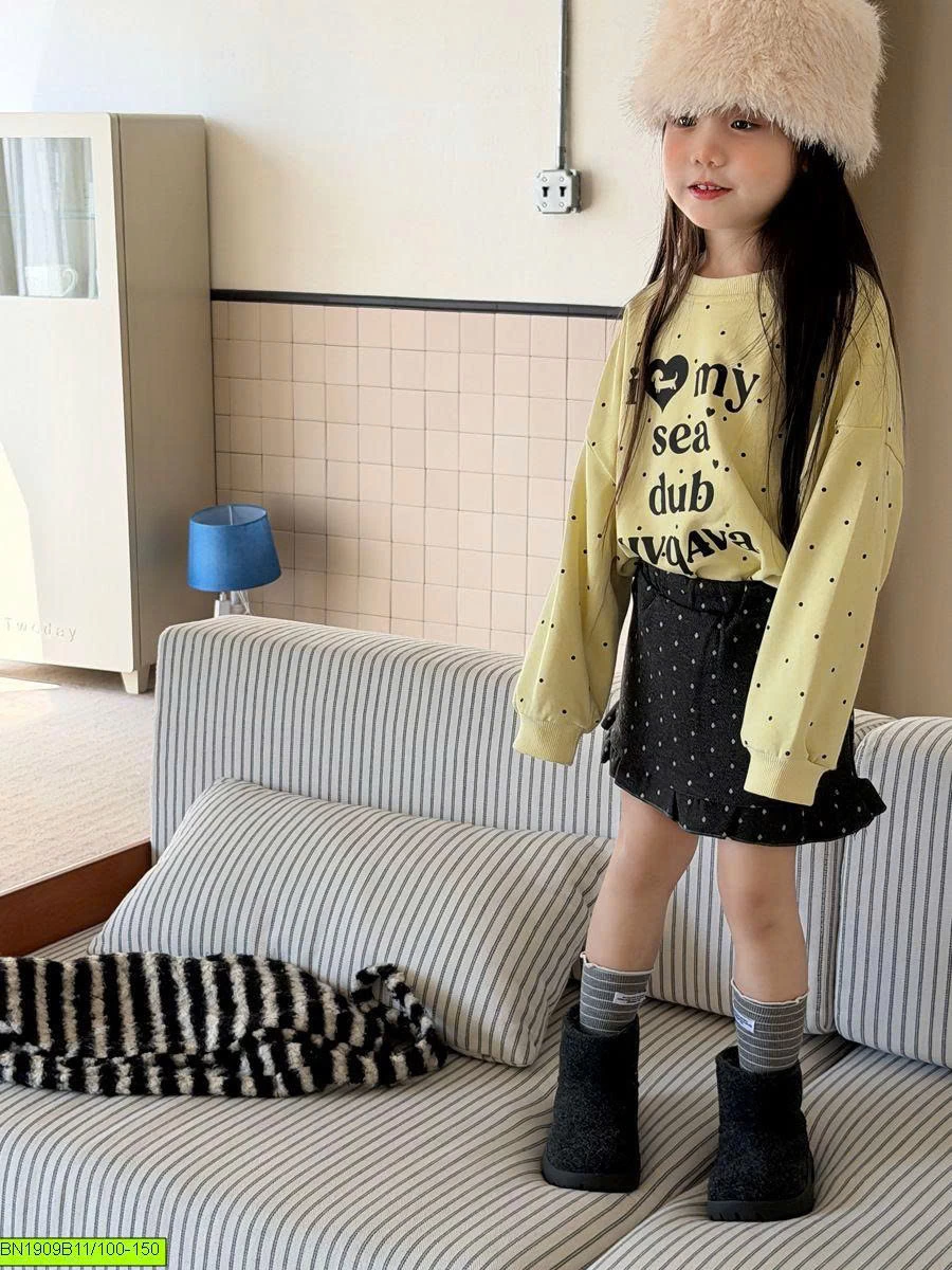 ÁO NỈ CHỮ CHẤM BI YUKID