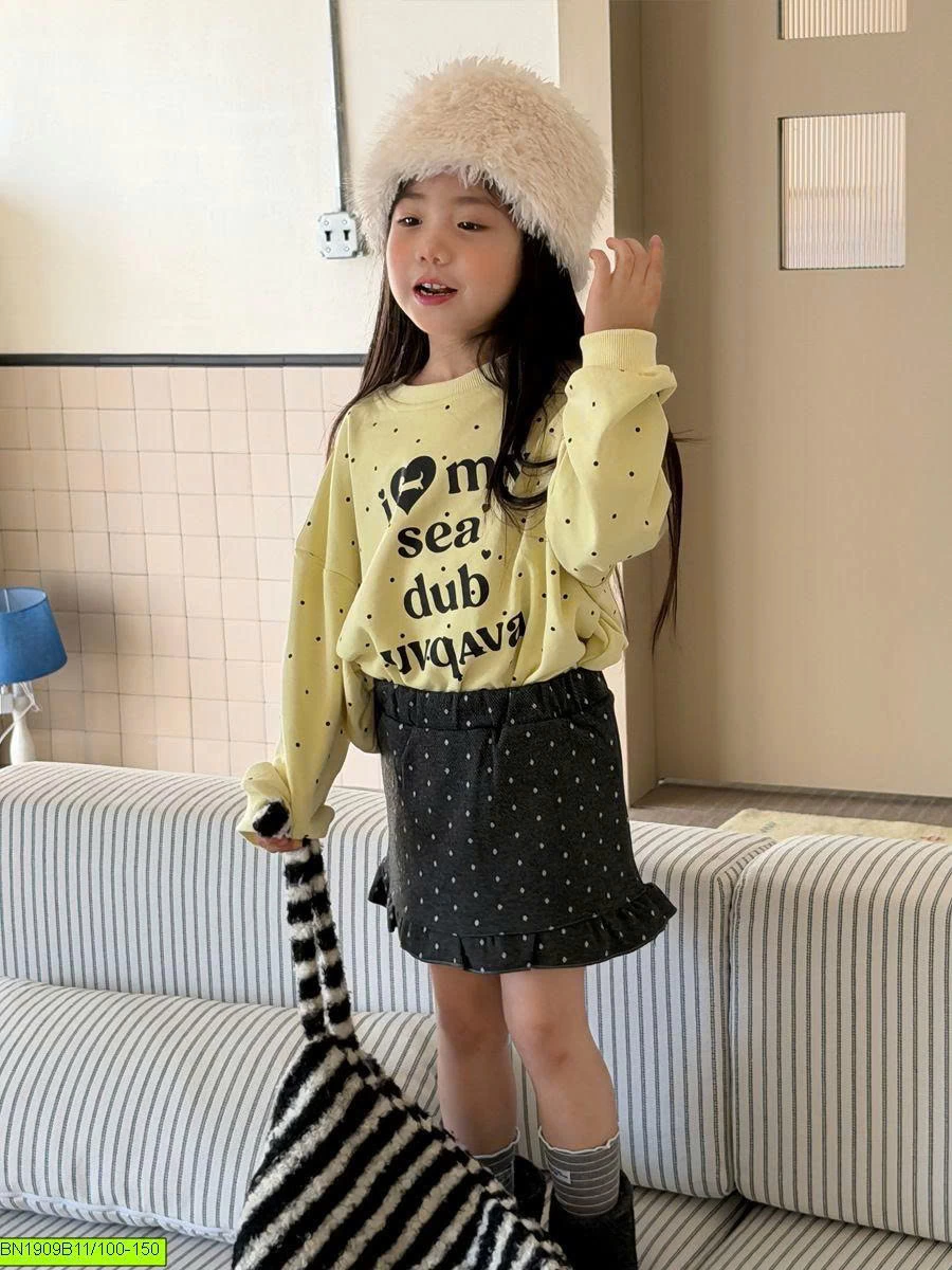 ÁO NỈ CHỮ CHẤM BI YUKID