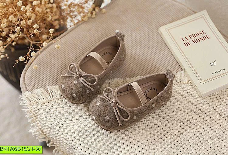 GIÀY BÚP BÊ NỮ CHẤM BI CỔ ĐIỂN