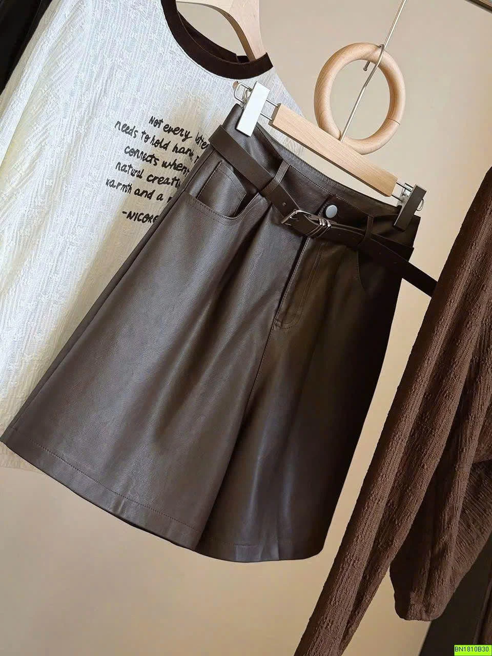 QUẦN SHORT DA CAO CẤP ANNA
