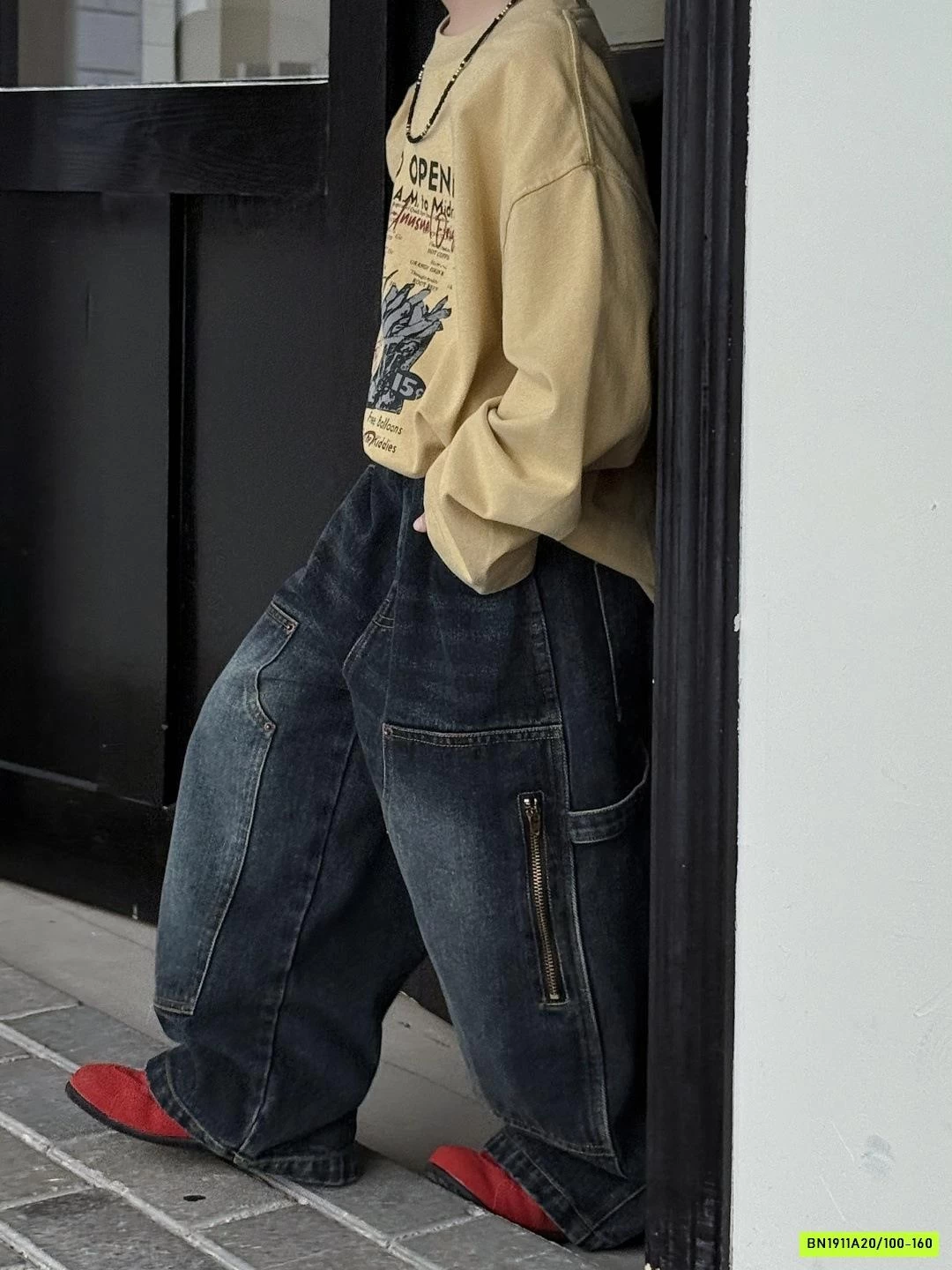 QUẦN JEANS SUÔNG TÚI KHÓA BẢN TO