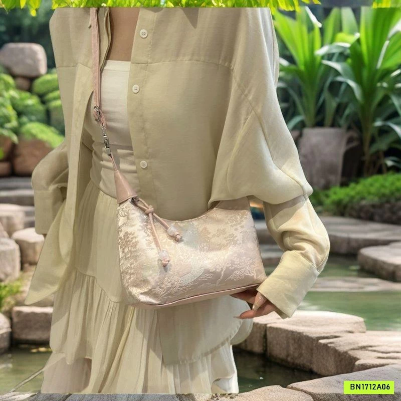 TÚI XÁCH MINI CẦM TAY THÊU CỔ TRANG