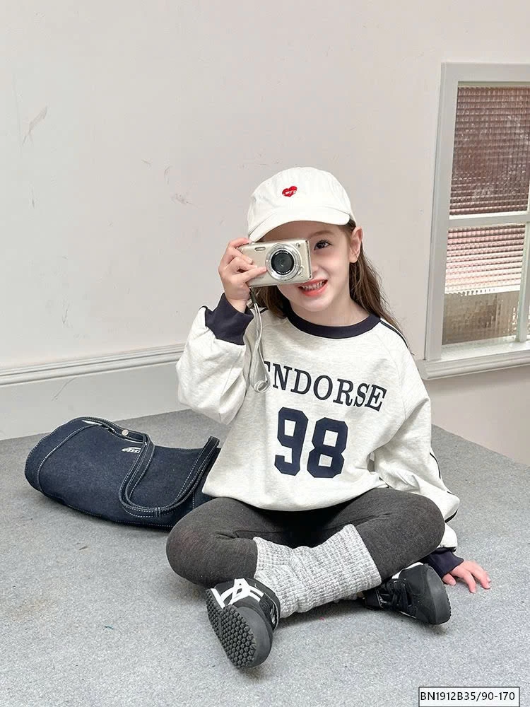 ÁO THUN SỐ 98 MÀU XÁM NHẠT AMBB  24Y017