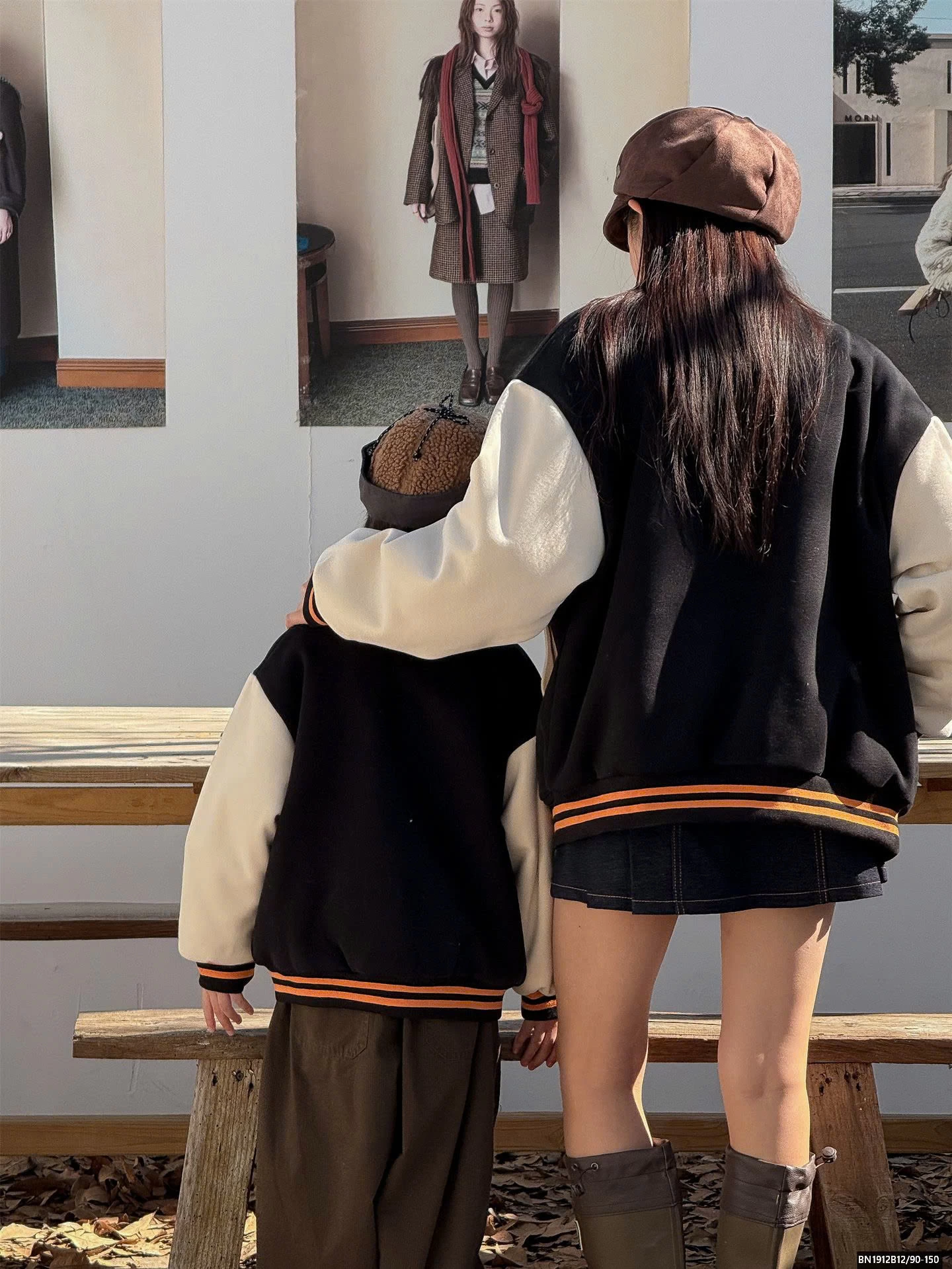 ÁO KHOÁC NỈ LOGO NGỰA  MẸ VÀ BÉ