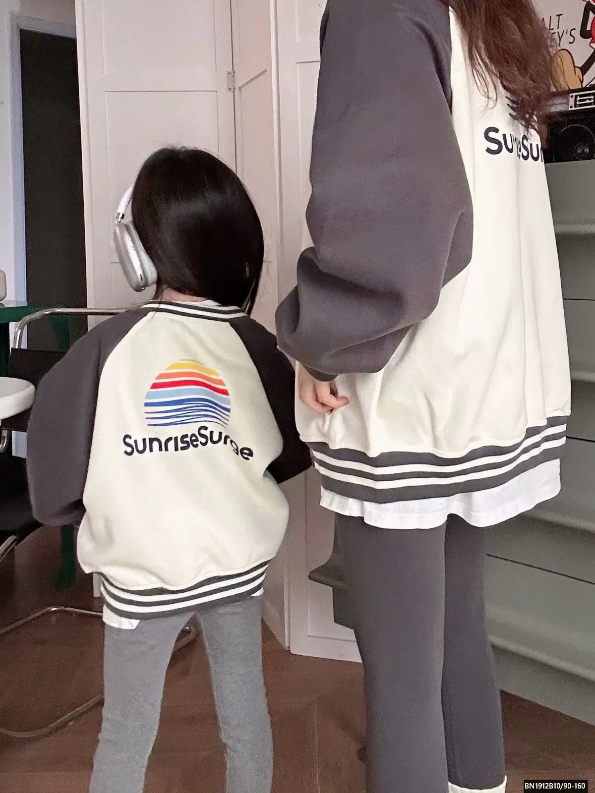 ÁO KHOÁC NỈ  PHỐI MÀU TAY MẸ VÀ BÉ