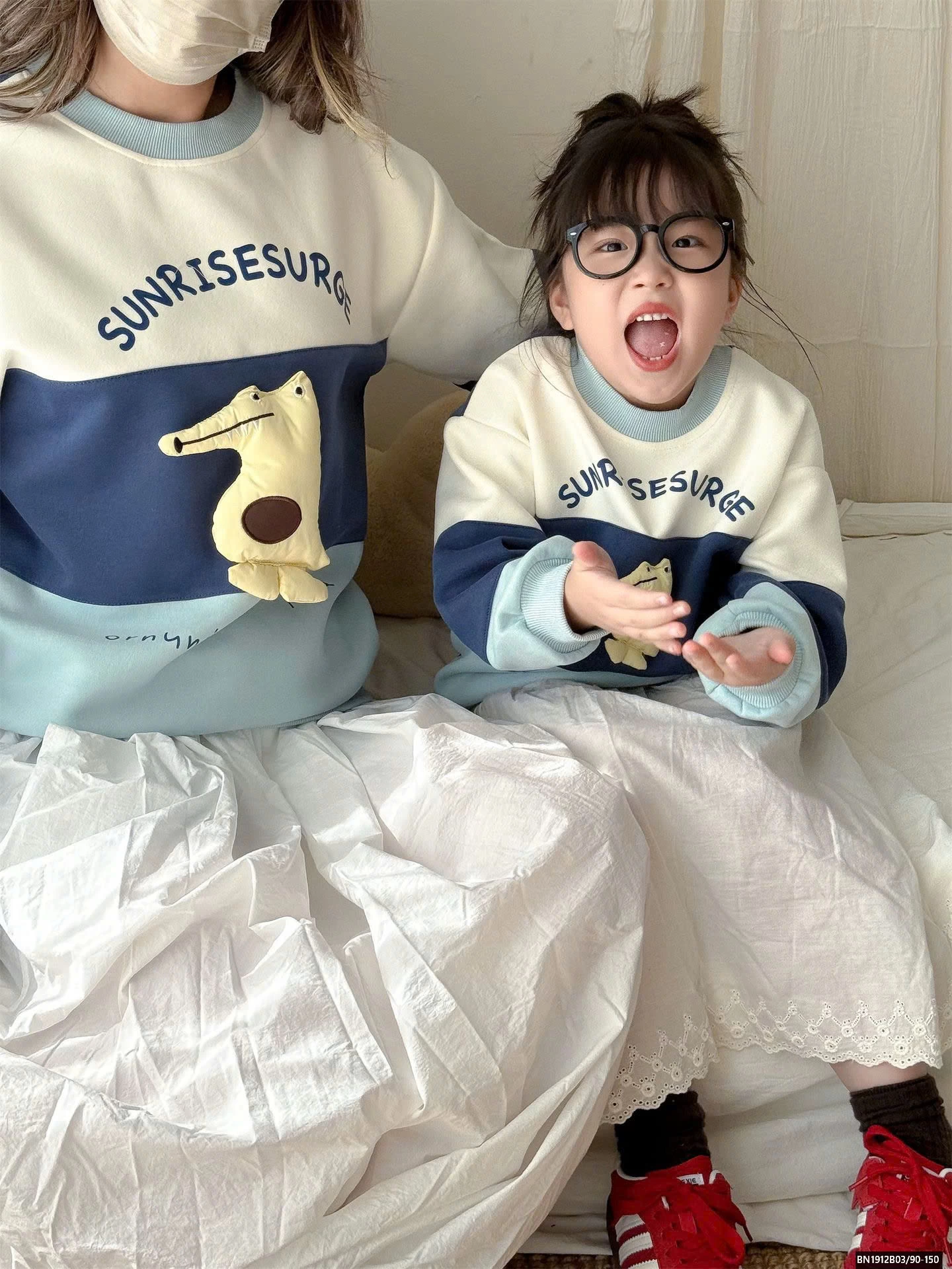 ÁO NỈ MẸ VÀ BÉ PHỐI MÀU CÁ SẤU DỄ THƯƠNG