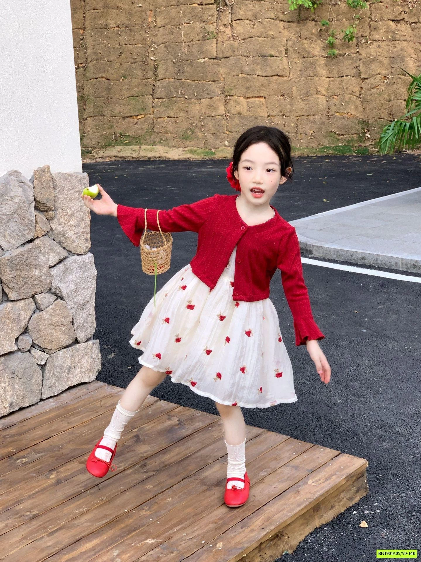 ĐẦM HOA NHÍ MIX CARDIGAN ĐỎ