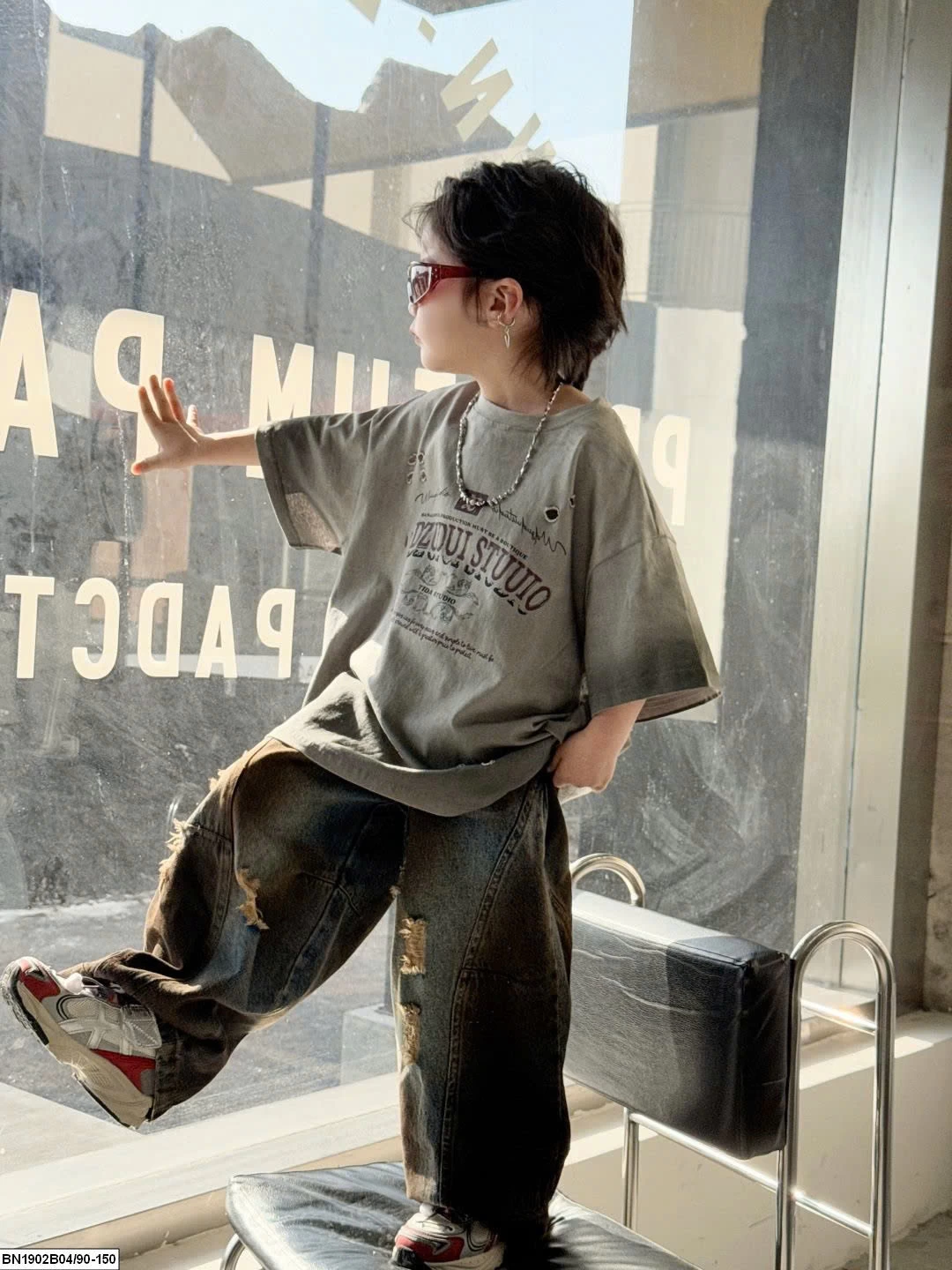 SÉT QUẦN JEAN XANH CÀO RÁCH MIX ÁO THUN XÁM