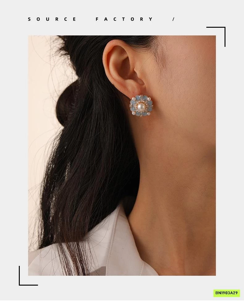 HOA TAI NGỌC XANH DƯƠNG KIỂU PHÁP