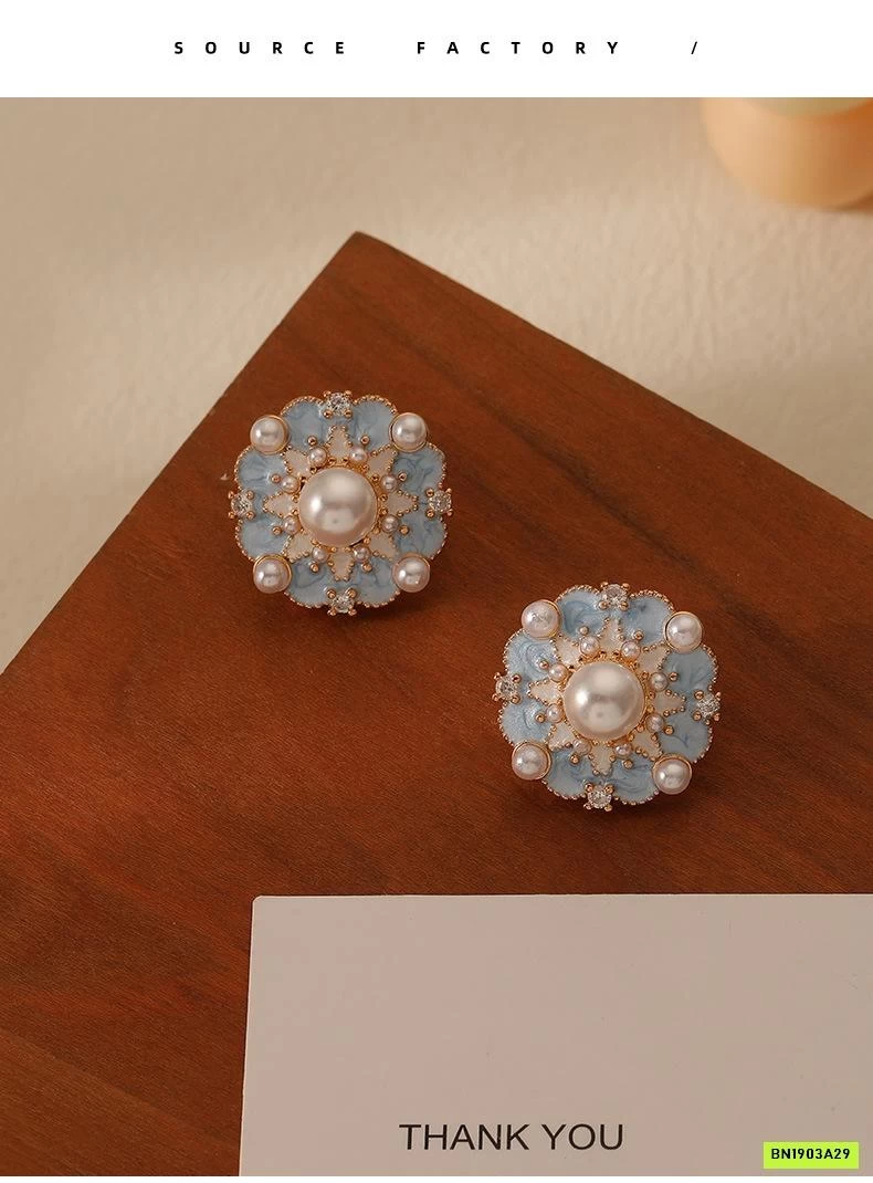 HOA TAI NGỌC XANH DƯƠNG KIỂU PHÁP