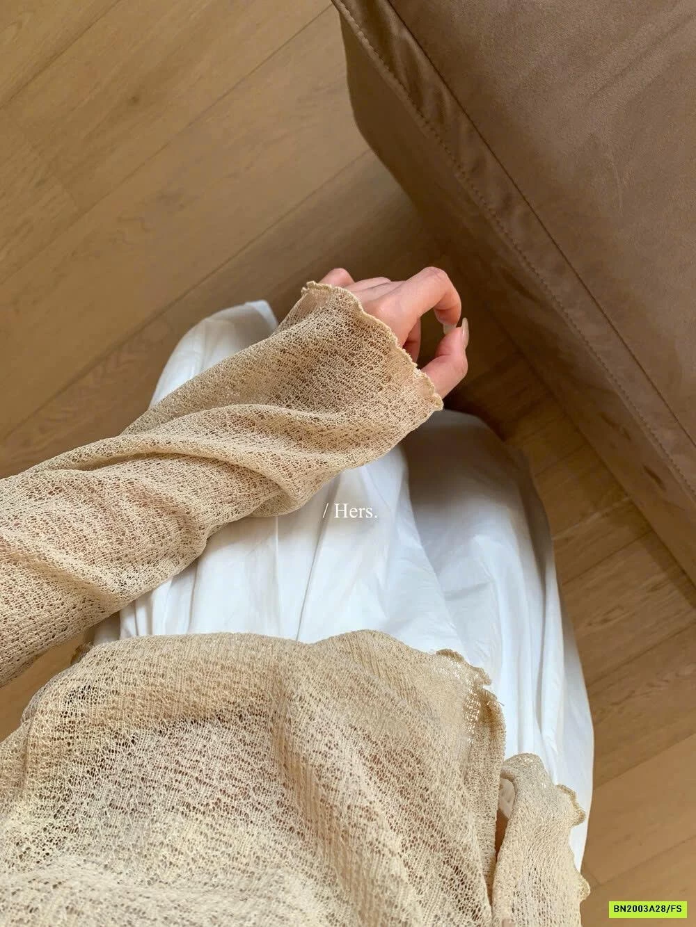 KHOÁC MỎNG DỆT HERS