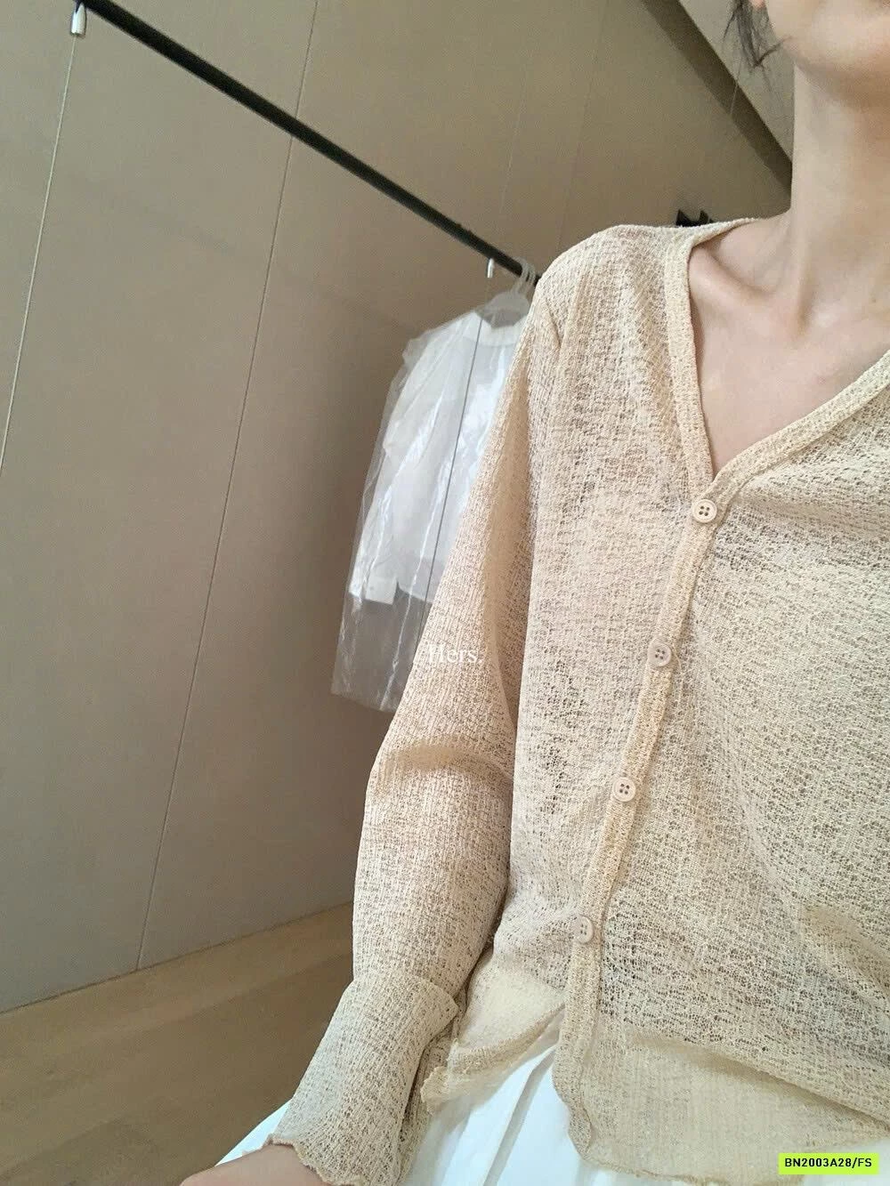 KHOÁC MỎNG DỆT HERS