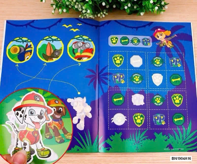 SET 4 QUYỂN STICKER BÓC DÁN ĐỘI CHÓ CỨU HỘ