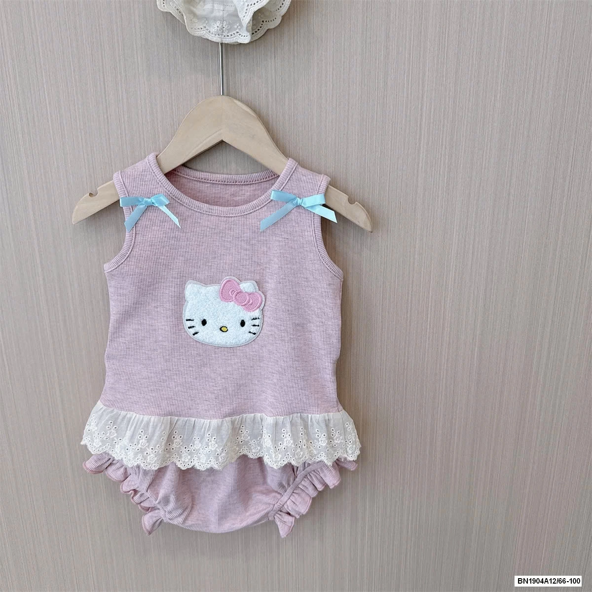 SÉT GÂN KITTY DỄ THƯƠNG