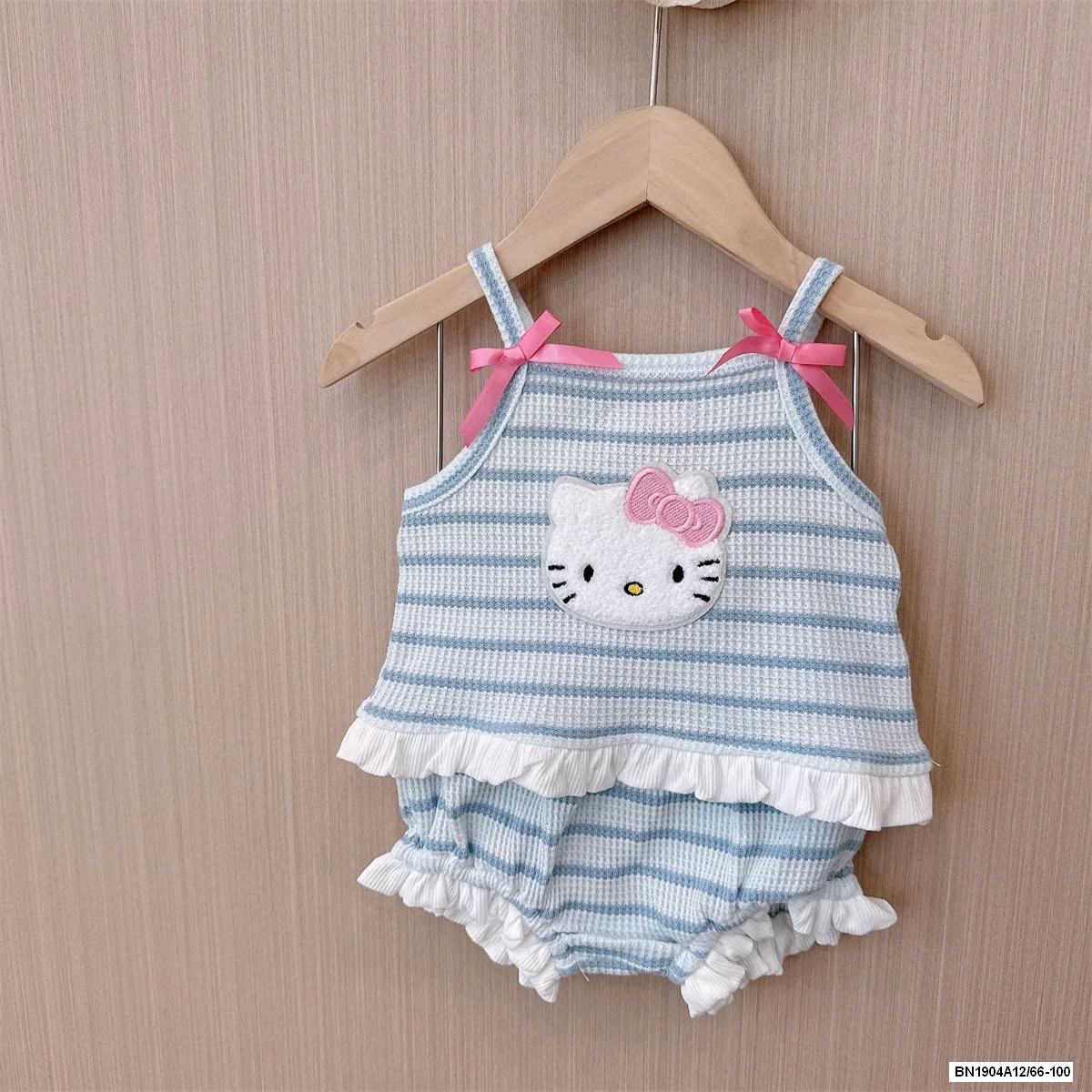 SÉT GÂN KITTY DỄ THƯƠNG