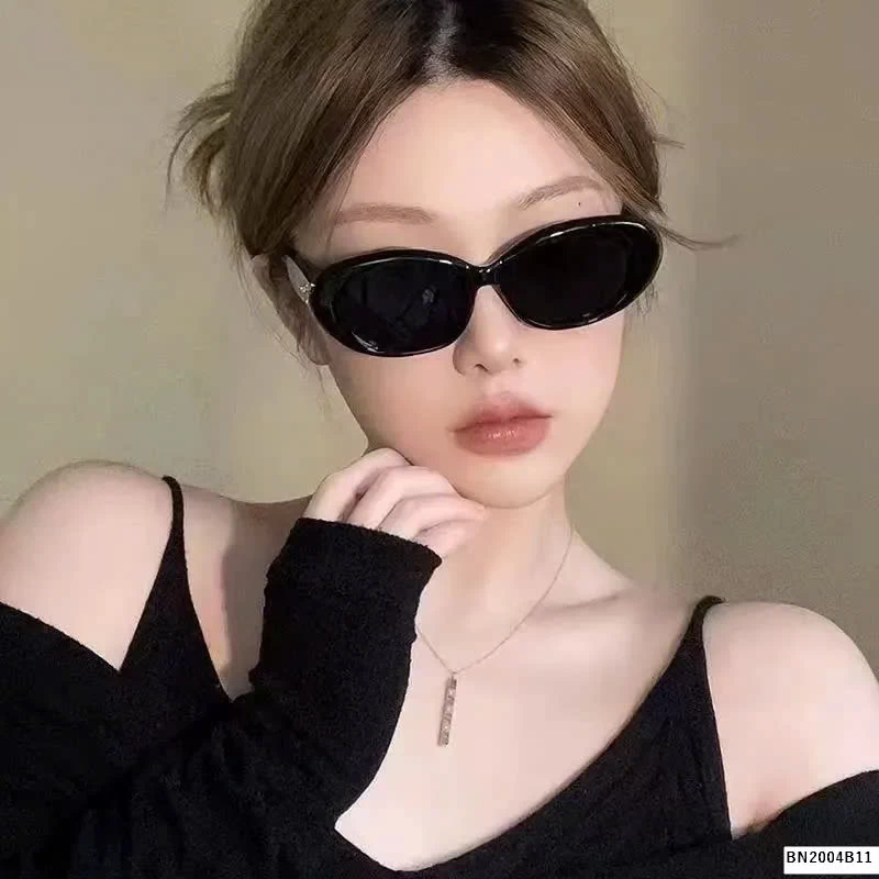 KÍNH THỜI TRANG NỮ