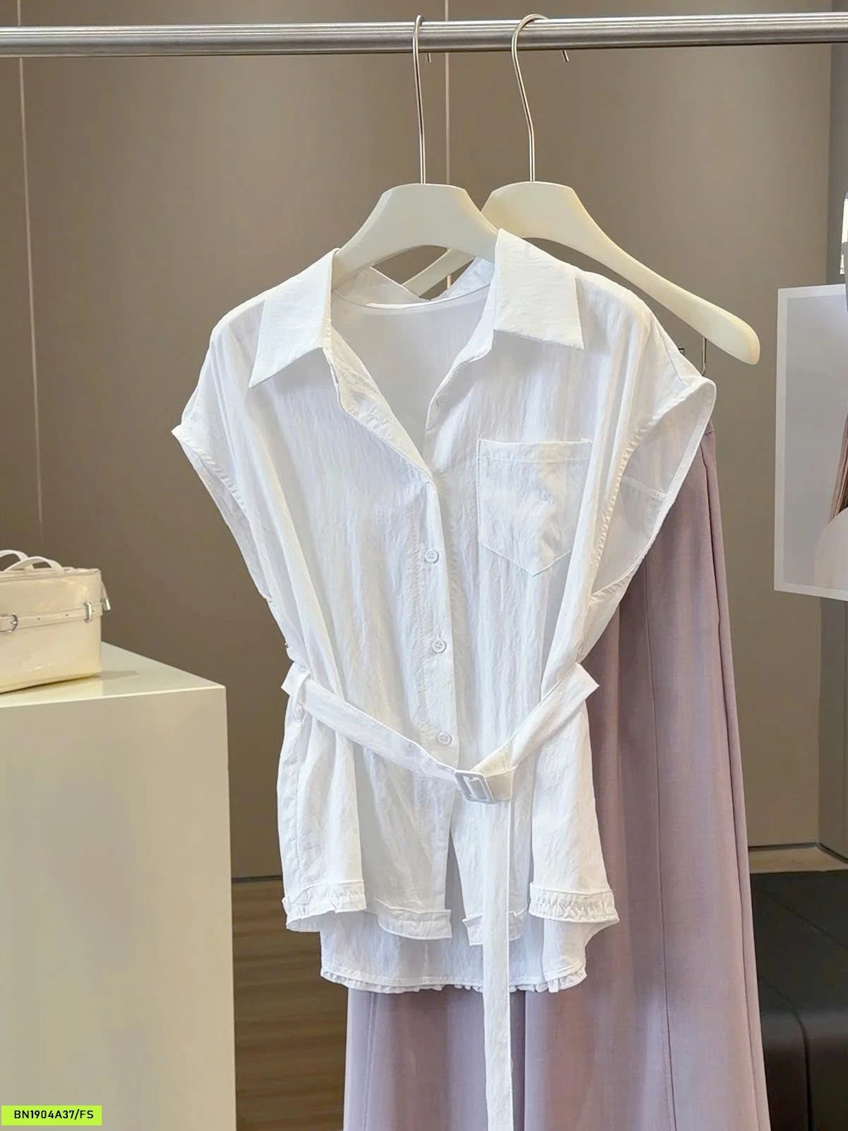 ÁO SƠ MI TAY HẾN ANNA