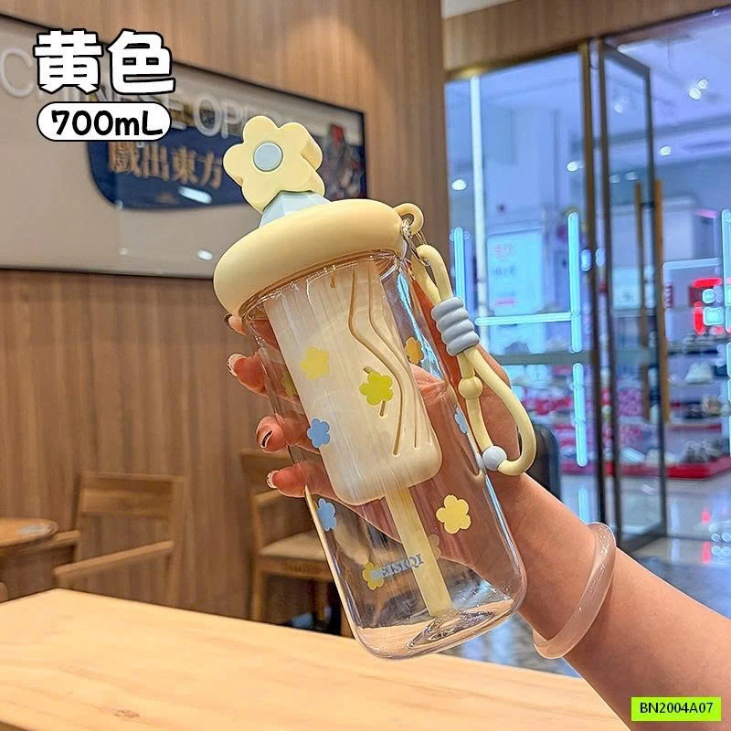 BÌNH NƯỚC NHỰA KÈM LỌC TRÀ