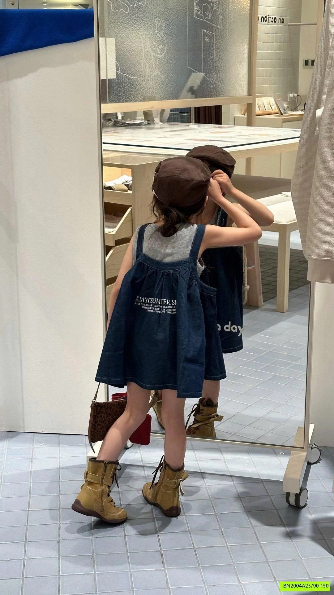 SÉT VÁY JEANS 2 CHI TIẾT