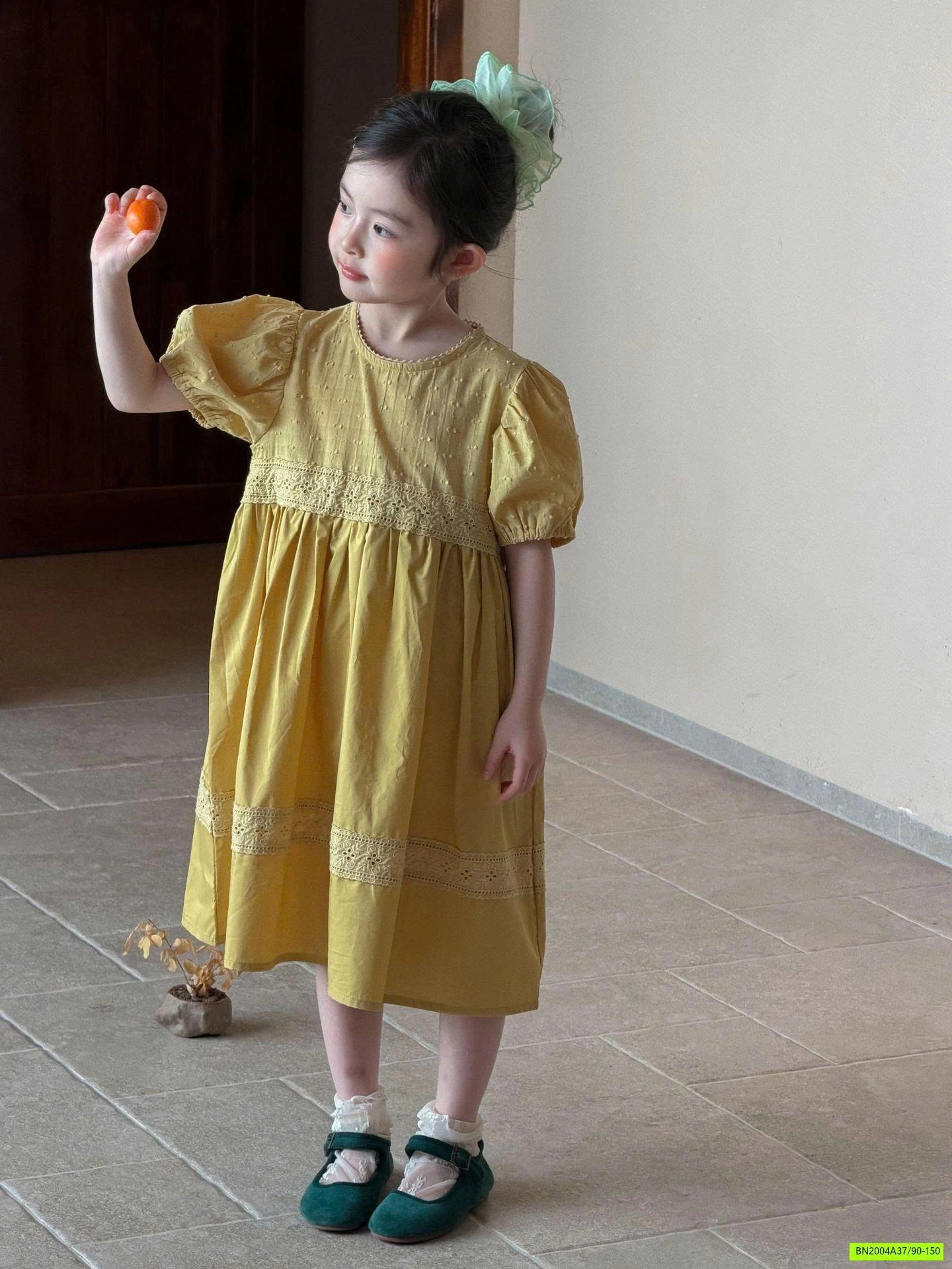 ĐẦM VÀNG TAY BỒNG XINH XẮN