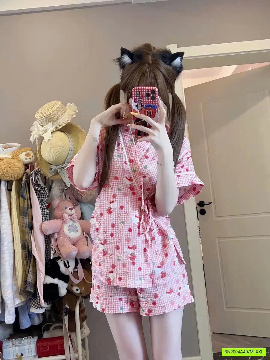 ĐỒ NGỦ HELLO KITTY