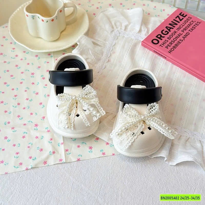 DÉP SỤC CROCS CHO BÉ