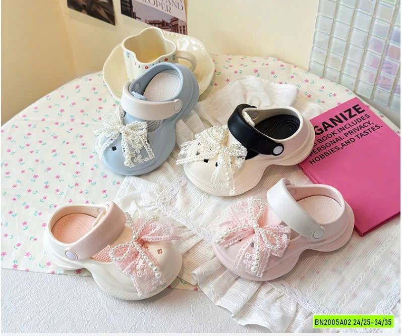 DÉP SỤC CROCS CHO BÉ