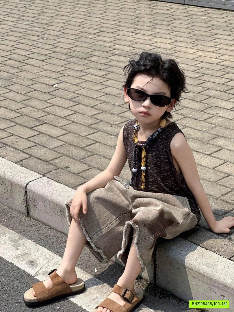 SHORT JEANS NÂU NGÔI SAO TUA GẤU