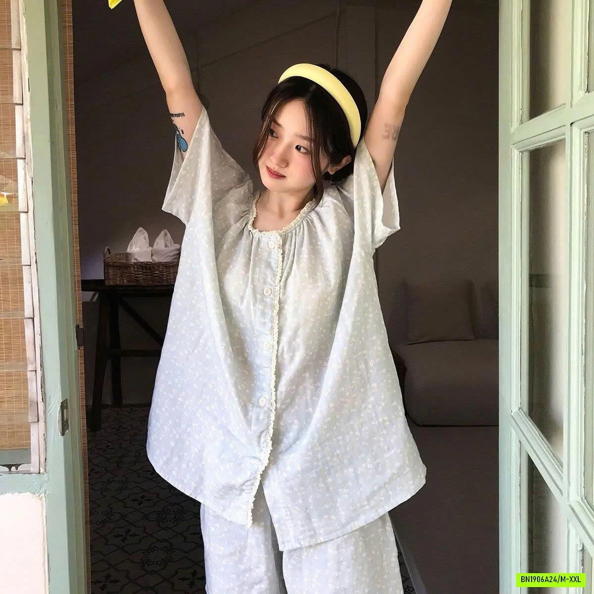 BỘ CỘC HOA NHÍ ĐŨI XUẤT HÀN
