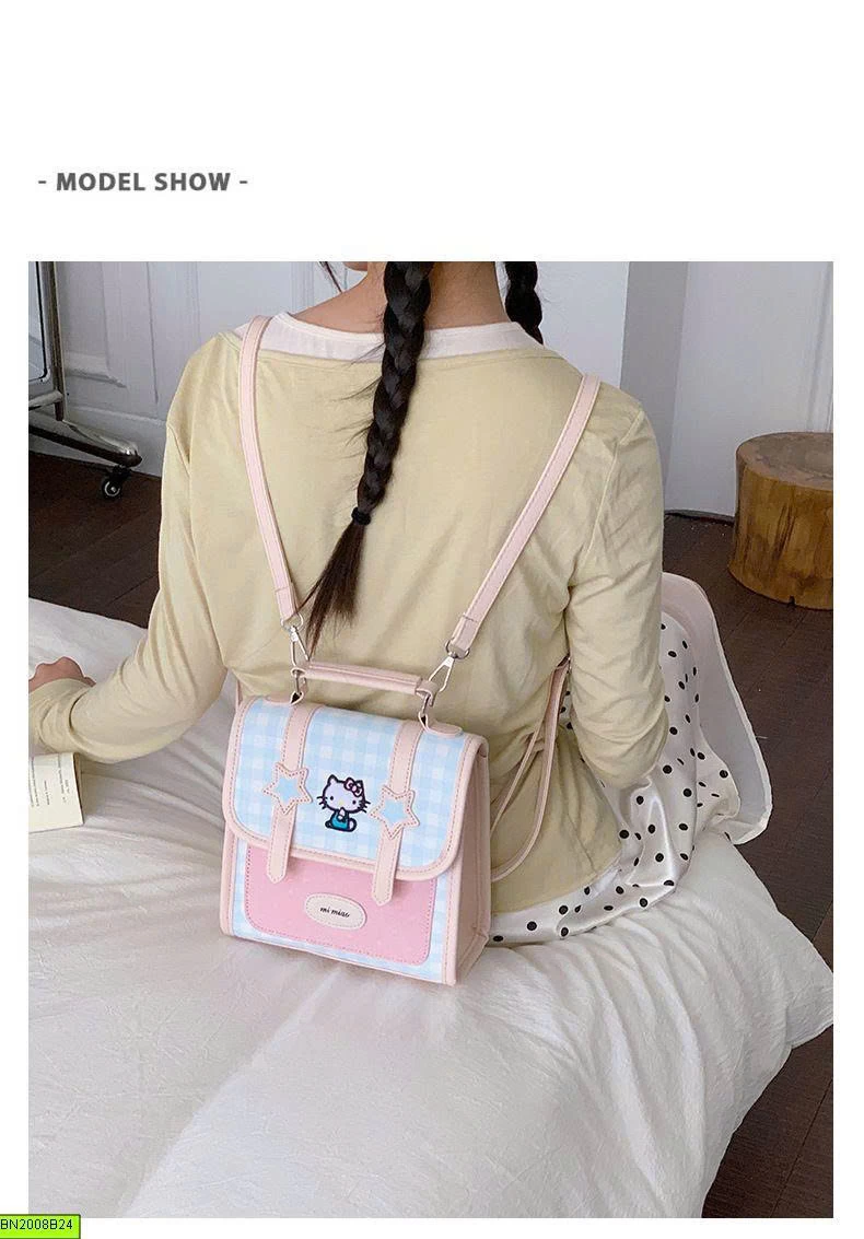 BA LÔ KITTY BẢN VUÔNG