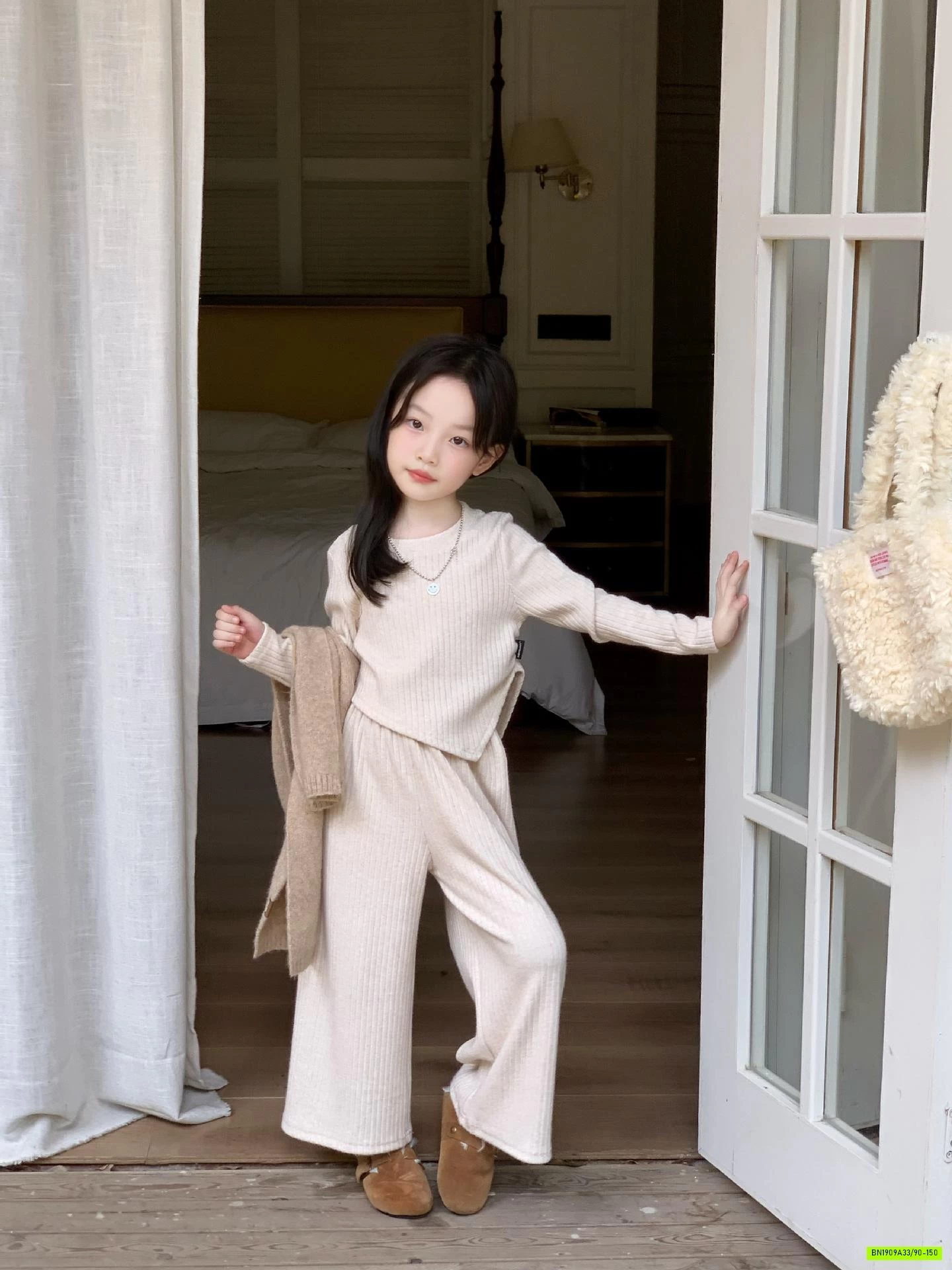 SÉT LEN QUẦN SUÔNG ÁO VẠT NHỌN