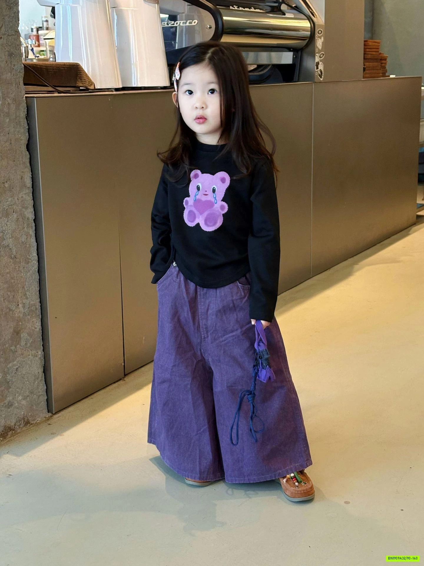 ÁO GẤU MIX QUẦN TÍM ỐNG RỘNG