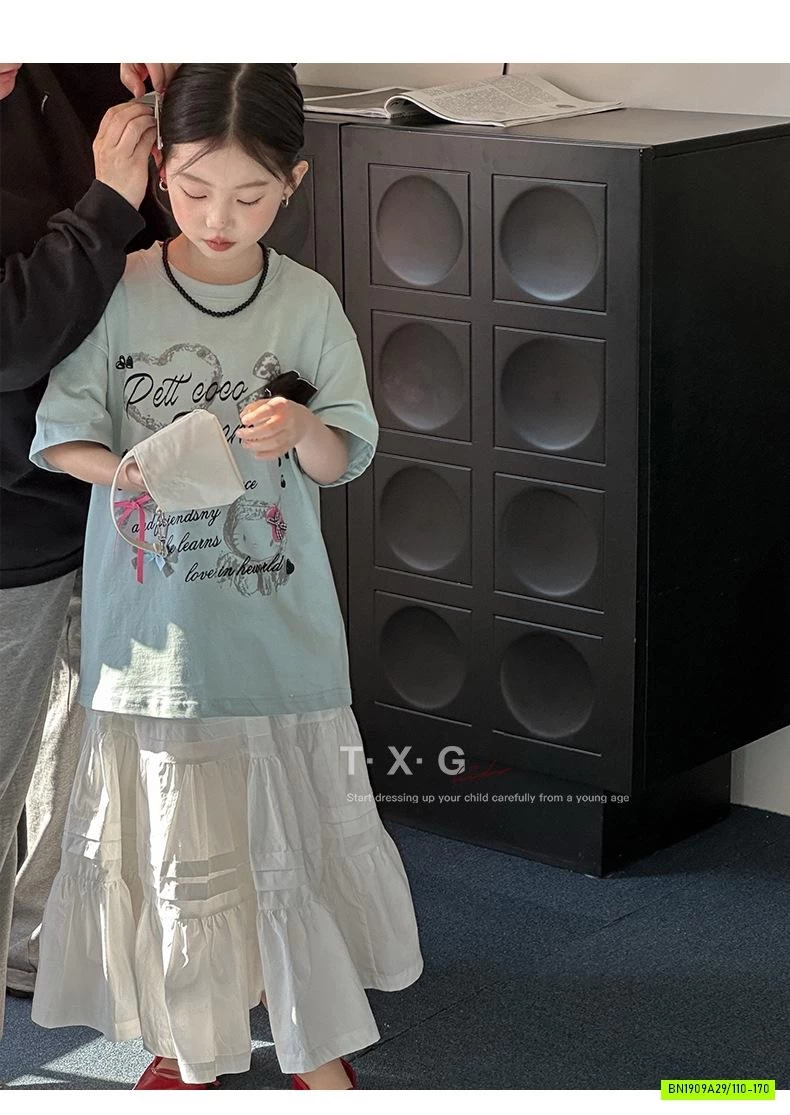 ÁO THUN XANH MIX CV TRẮNG DÁNG DÀI