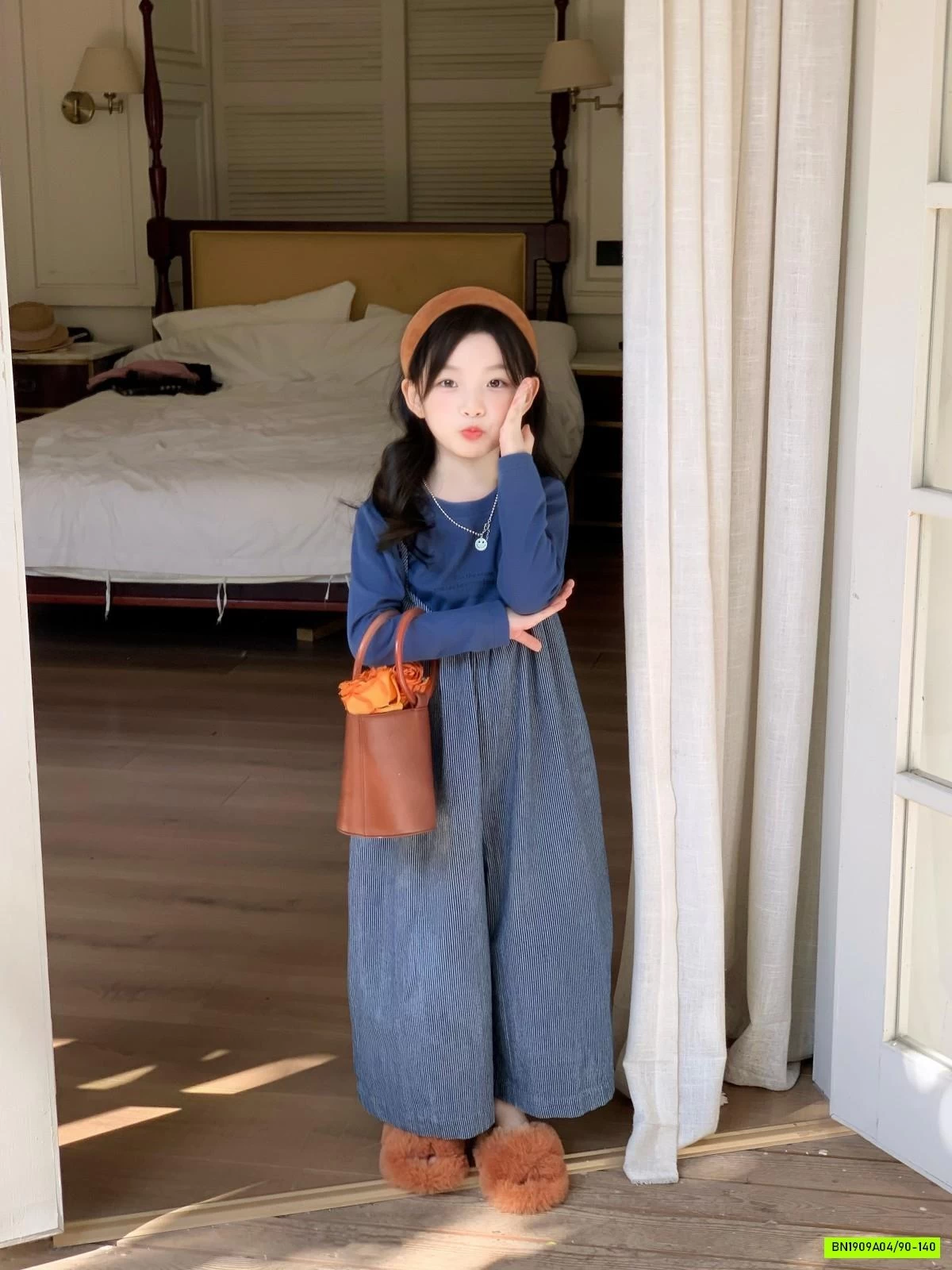 SÉT QUẦN YẾM ỐNG RỘNG QUAI MẢNH XANH