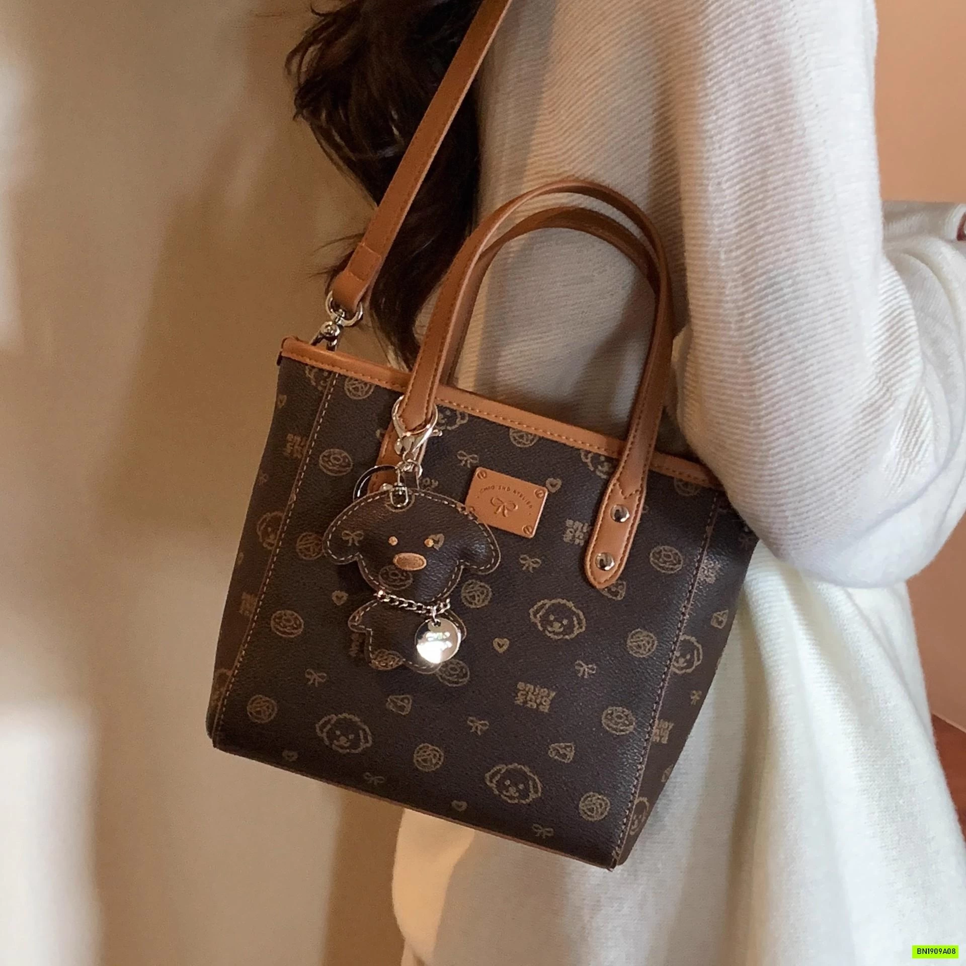 TÚI ĐEO CHÉO BẢN VUÔNG MINI CHIO2ND