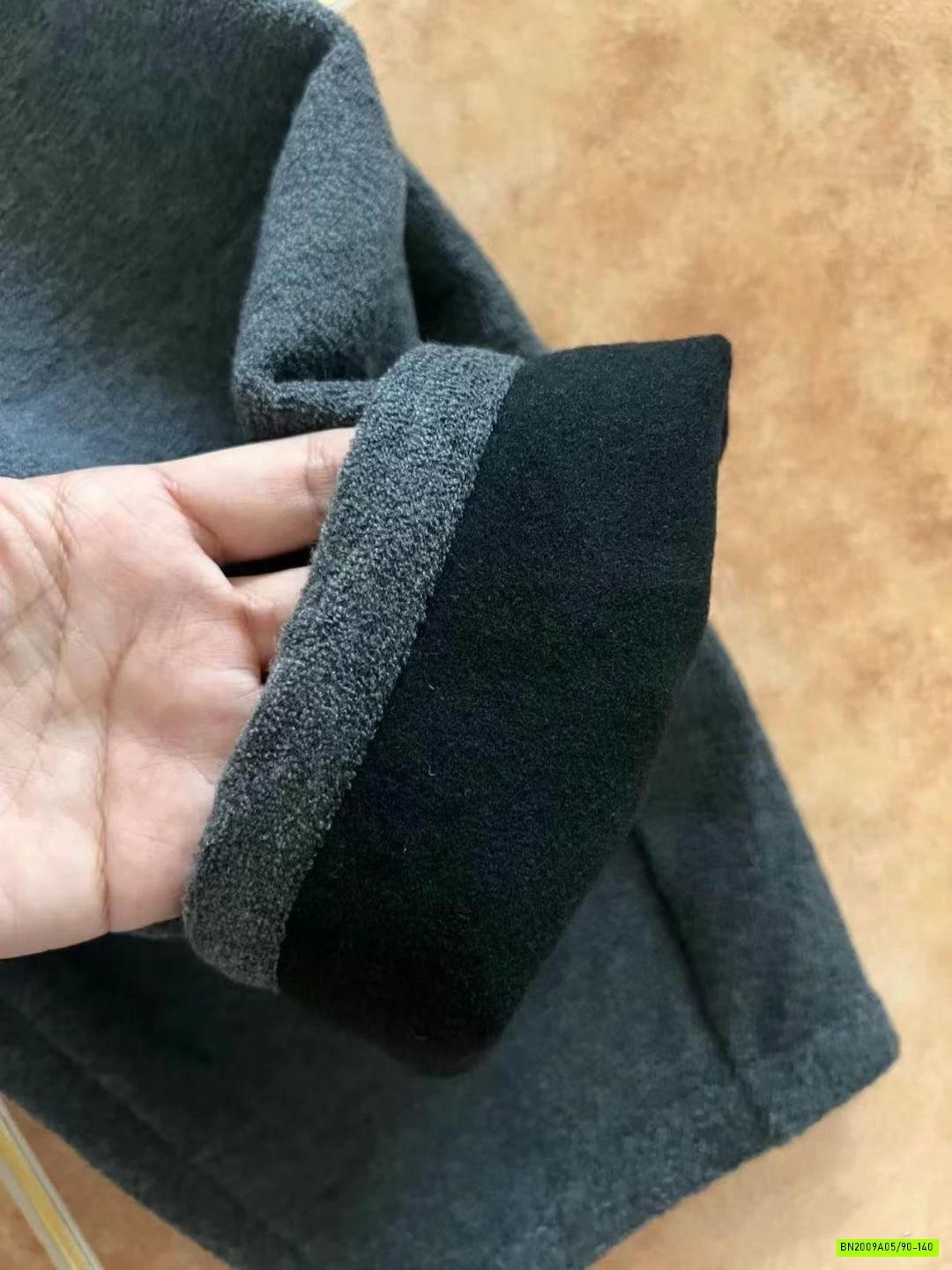 SÉT HOODIE KẺ TAI GẤU