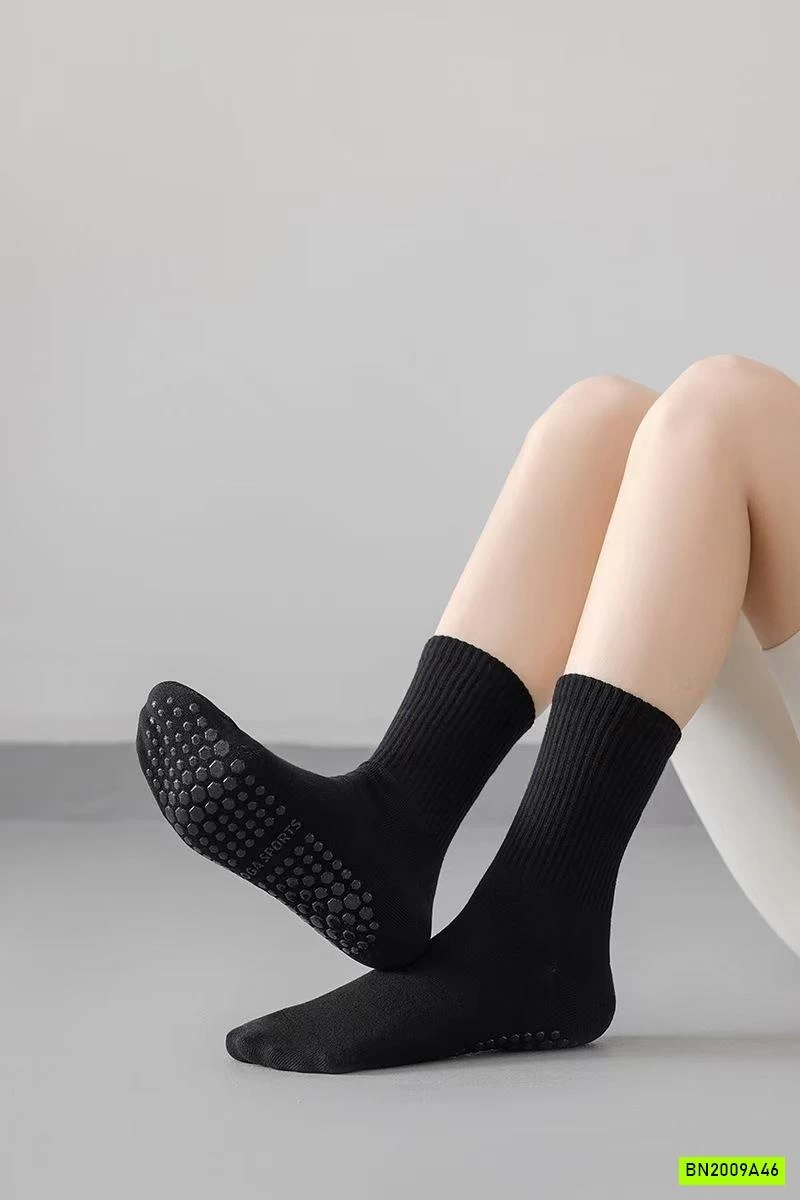 SET 7 ĐÔI TẤT THỂ THAO NỮ