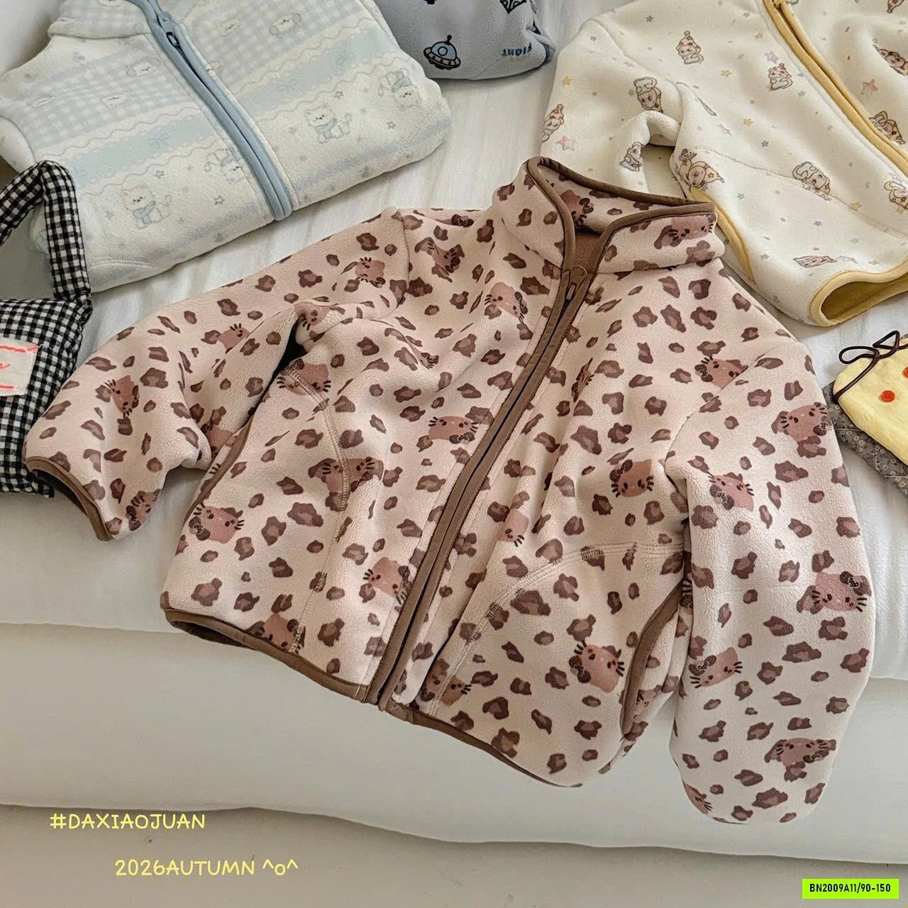 ÁO KHOÁC IN HOẠT HÌNH DAXIAOGUAN XUẤT HÀN