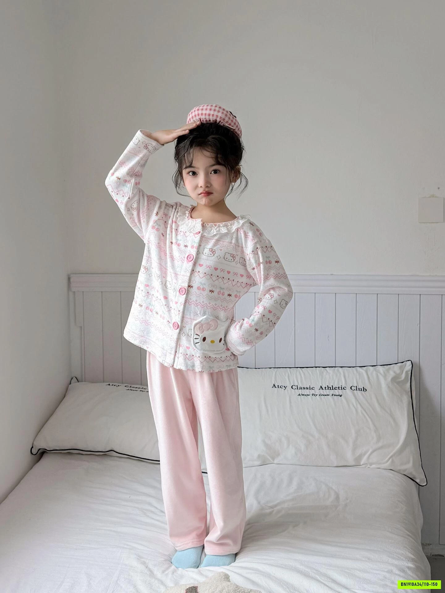 BỘ NỈ BĂNG LÔNG SANRIO CÀI CÚC