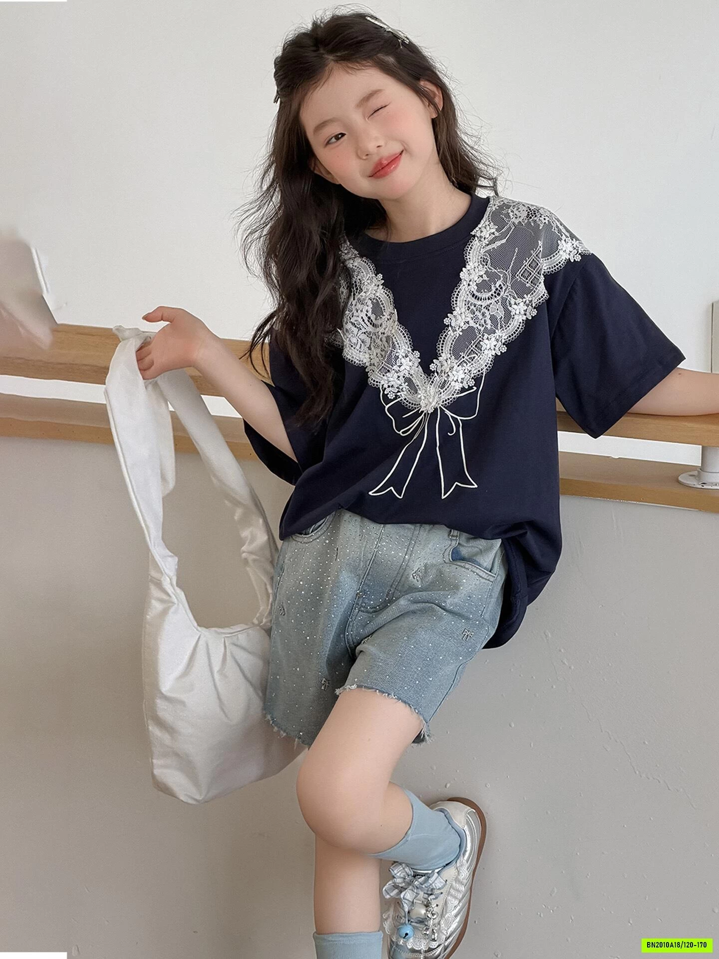 ÁO THUN PHỐI REN CHOÀNG MIX SHORT JEANS SZ ĐẠI