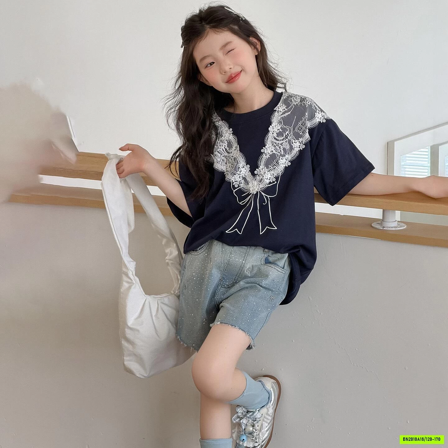 ÁO THUN PHỐI REN CHOÀNG MIX SHORT JEANS SZ ĐẠI