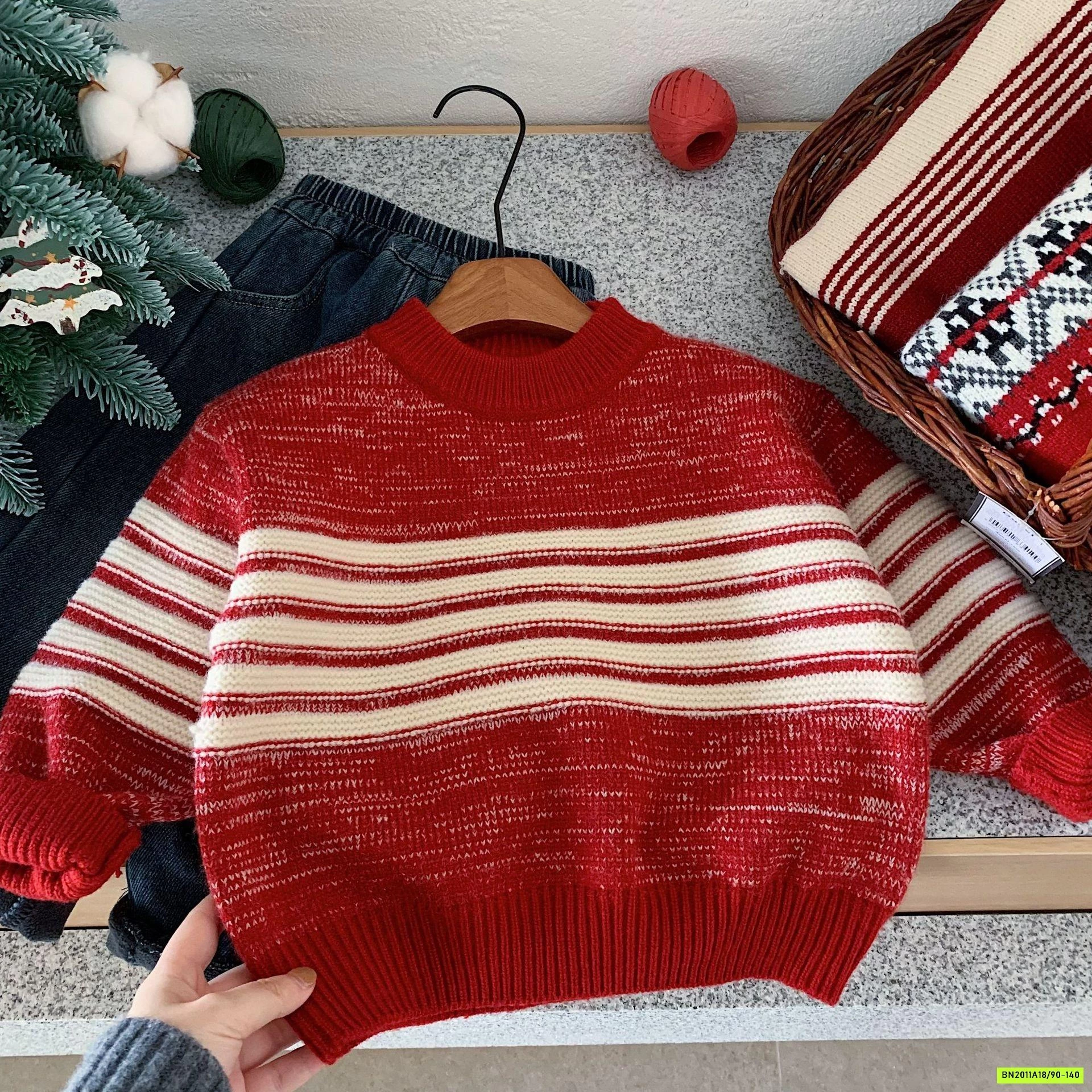 ÁO LEN ĐỎ LOANG KẺ NGANG