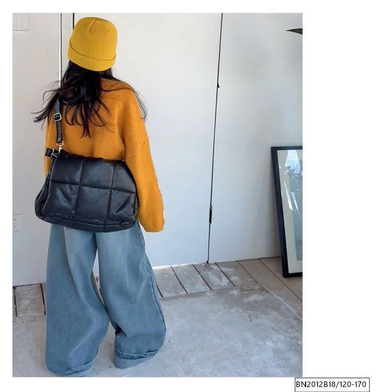 SÉT ÁO LEN CROPTOP MIX QUẦN JEAN CHỮ CÁ TÍNH LÓT LÔNG CỪU